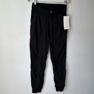 NWT Lululemon Dance Studio MR Jogger